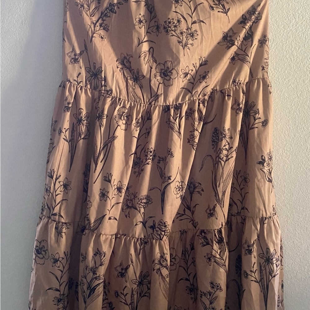 Floral Tiered Long Skirt in Tan and Black